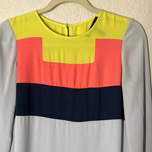 BCBG MaxAzaria Color Block Cally Dress. Sz XS Gray/Blue/Coral. Long sleeve. - Picture 3 of 6